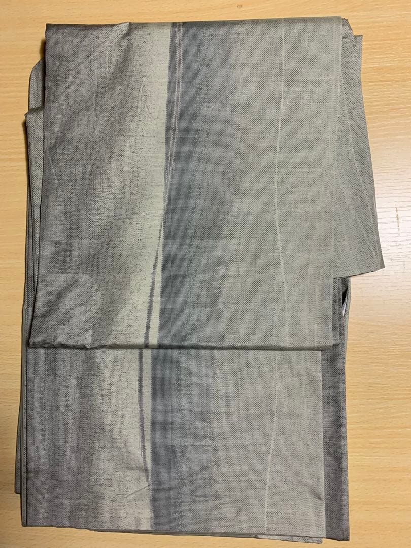 177 正絹　　本場白大島紬（よろけ縞） 　　　（しつけ有り）