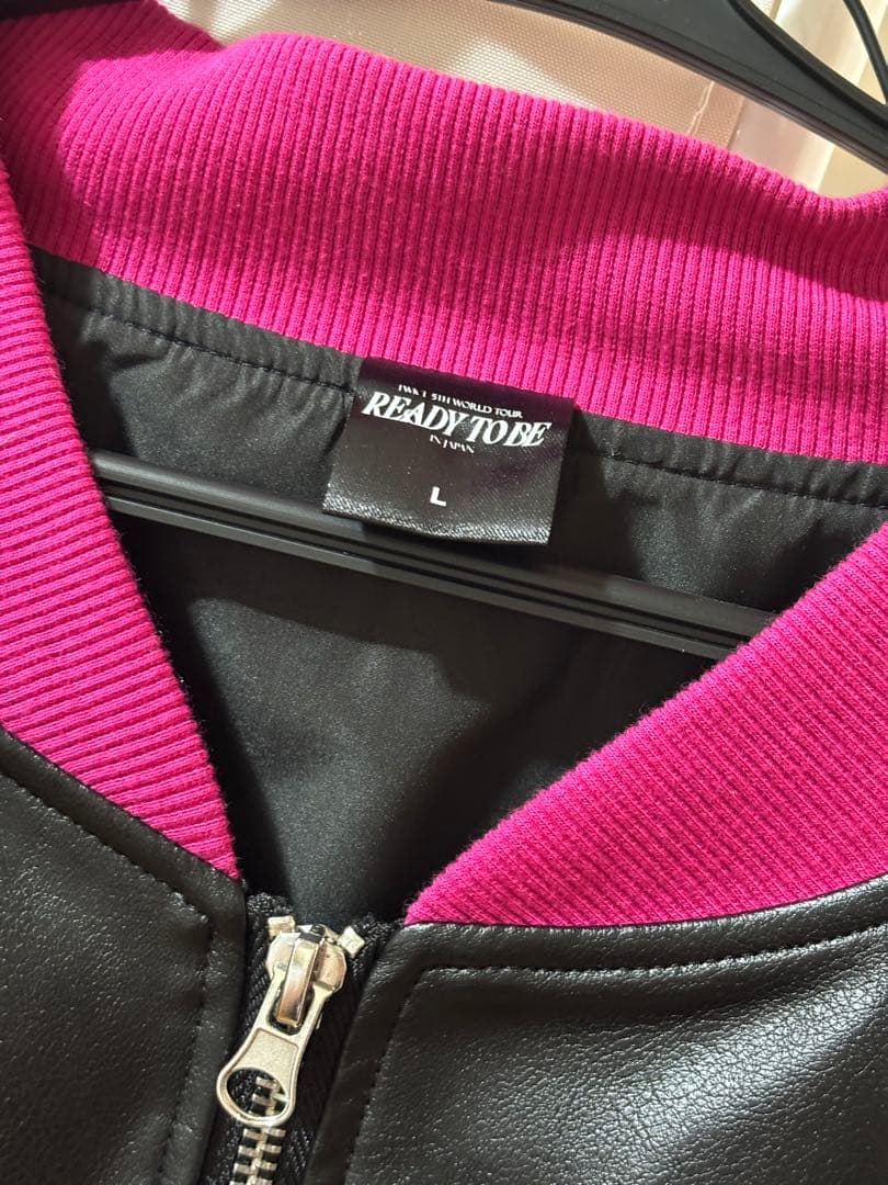 TWICE READY TO BE スタジャン Lサイズ