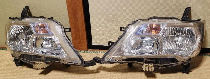 日産 セレナ FC26(2013) （2個口発送・直接引取も可）