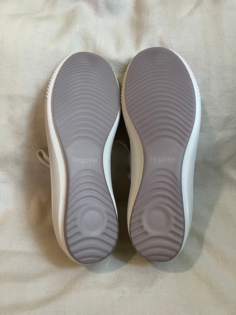 再値下げ　新品レジェロ　ホワイトレザー スニーカー ジッパー付き