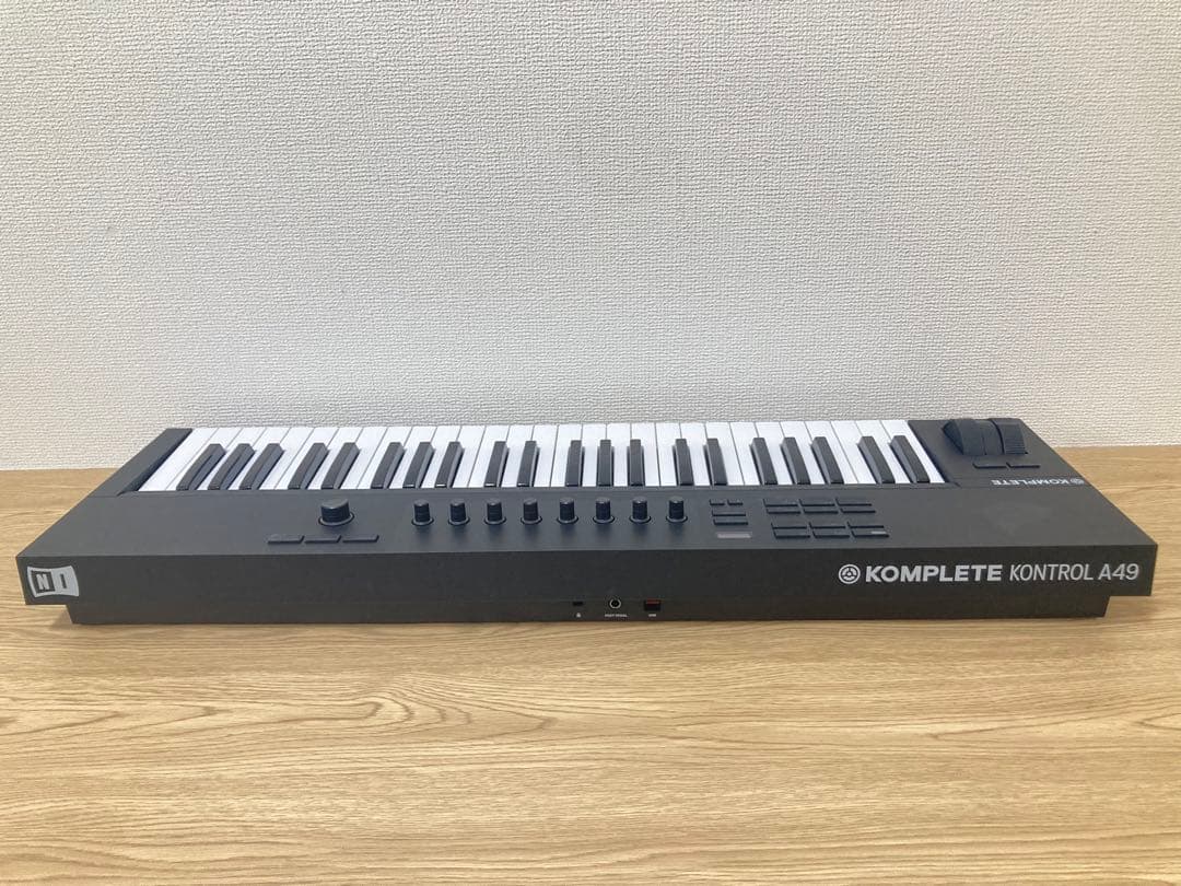☆超大人気商品！！ KOMPLETE KONTROL A49 MIDIキーボード
