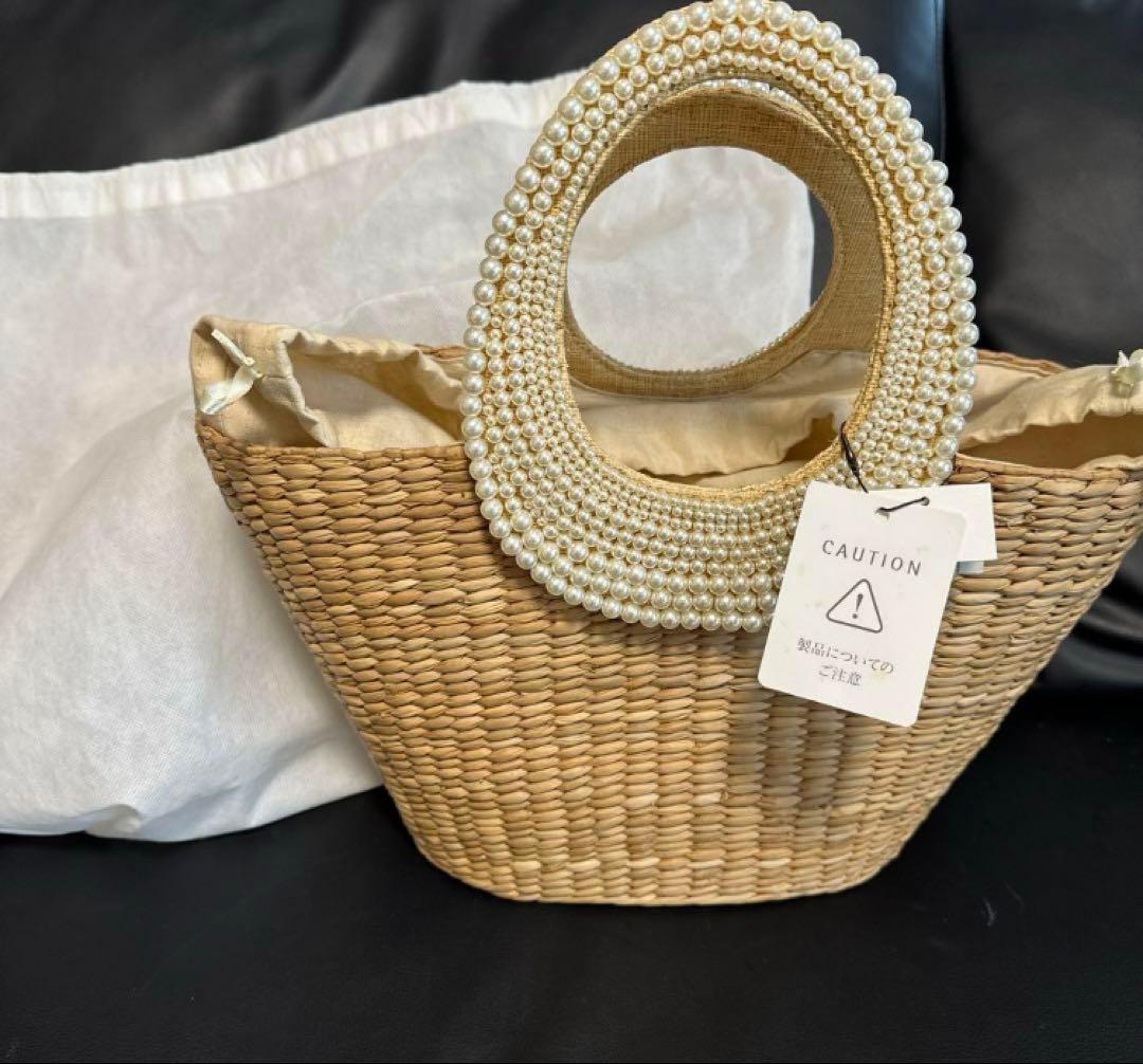 【保存袋付・タグ付・未使用】アナトリエ　かごバッグ　パール