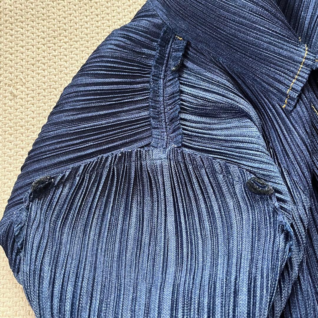 PLEATSPLEASE イッセイミヤケ デニム調　　　　ジャケット ブルー　2