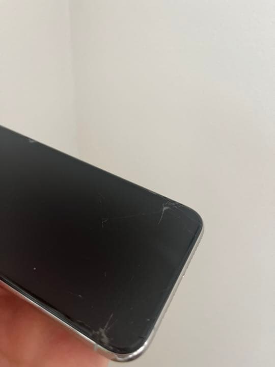 iPhone 11pro シルバー 256 GB SIMフリー