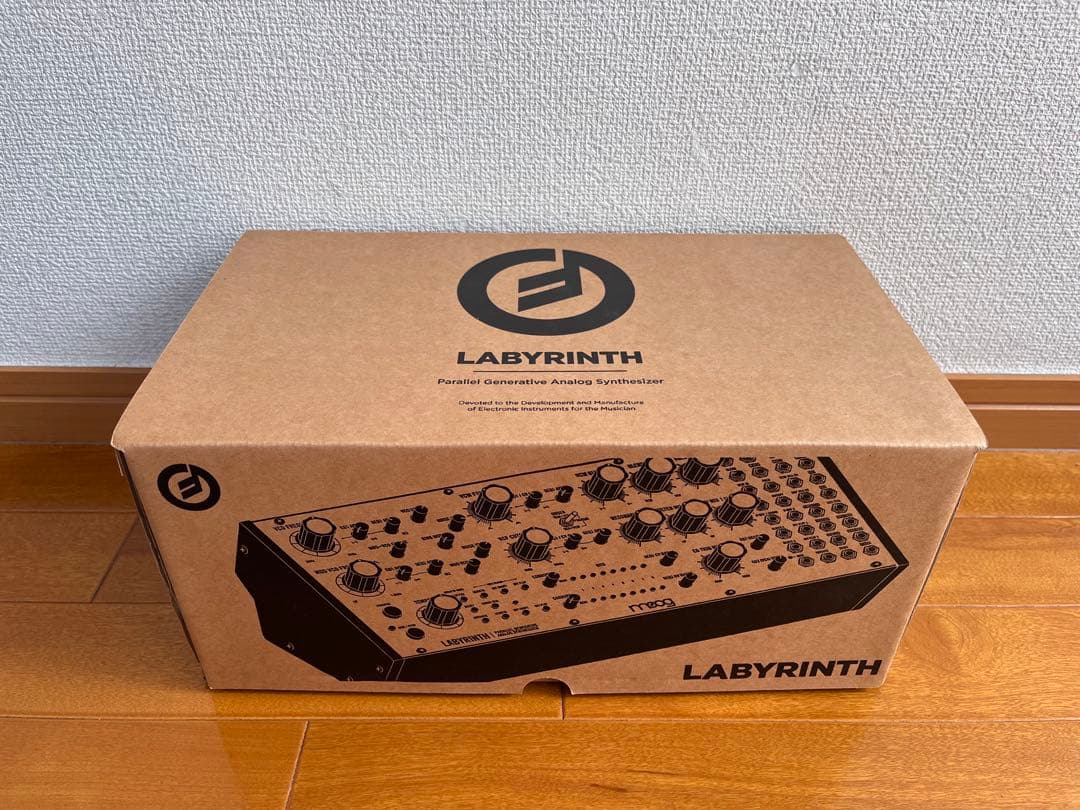 鍵盤楽器 Moog Labyrinth