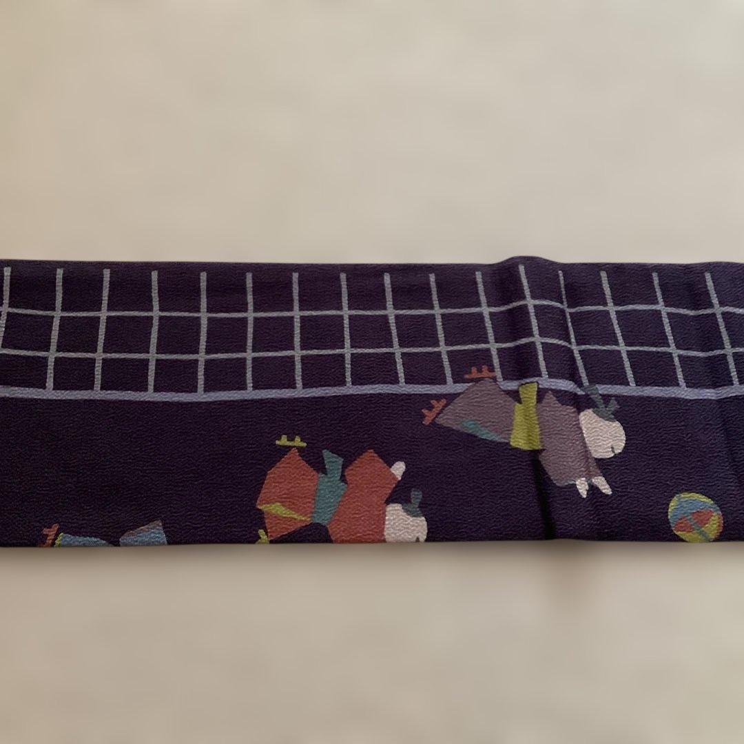 ほぼ未使用品　九寸名古屋帯 全通　正絹縮緬地　濃紫　遊ぶ童子柄　ガード加工済