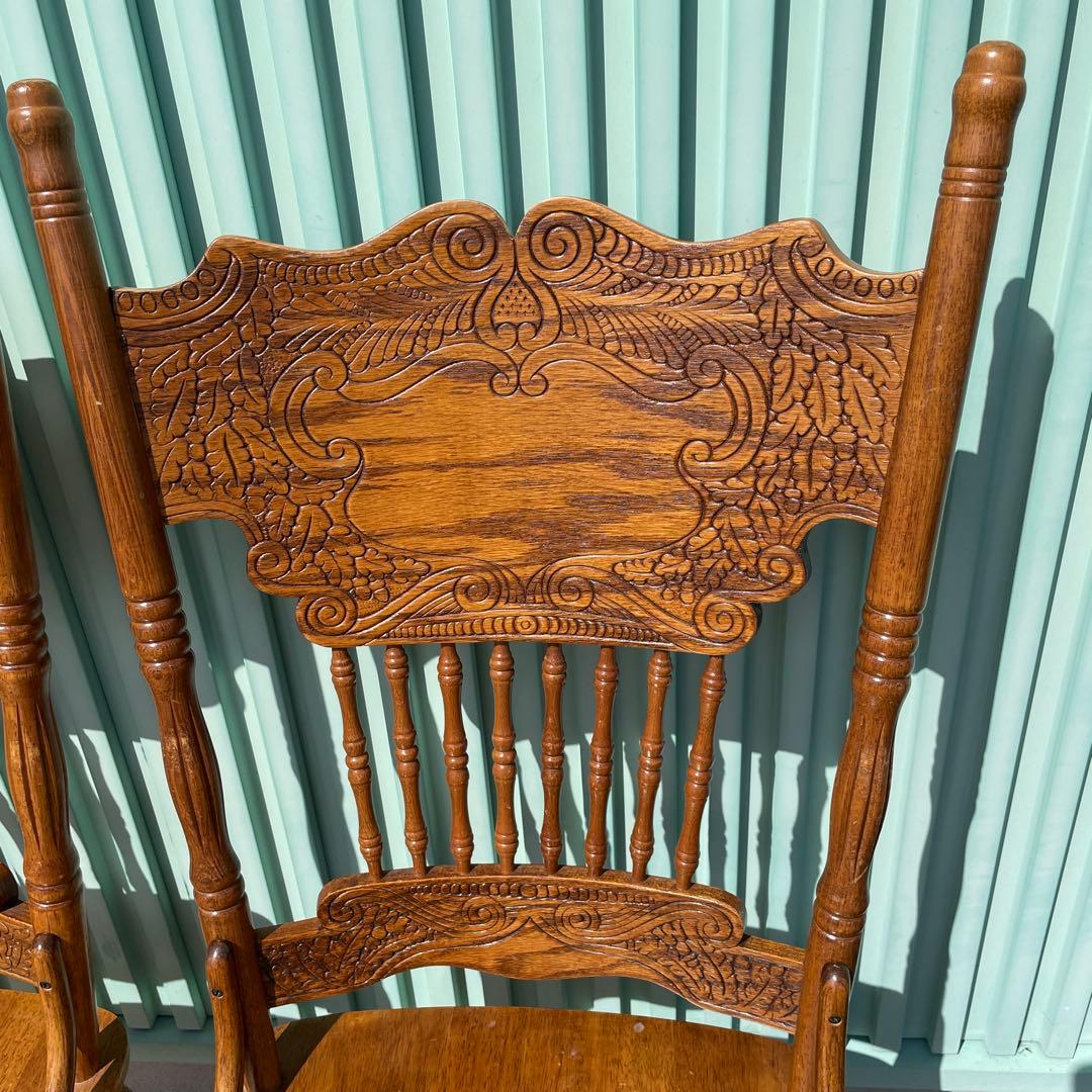 シンリー Shin Lee 2脚セット　ダイニング　椅子 チェア　彫刻 オーク材