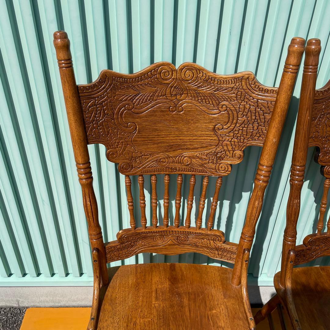 シンリー Shin Lee 2脚セット　ダイニング　椅子 チェア　彫刻 オーク材