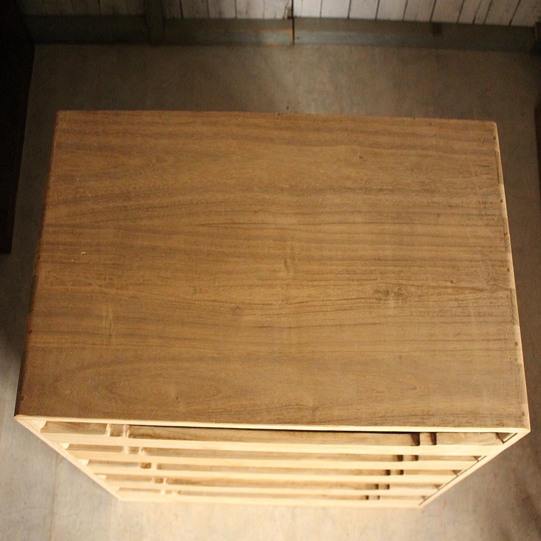 古い木製の引き出し5段　食器棚　キャビネット　古家具　古民家