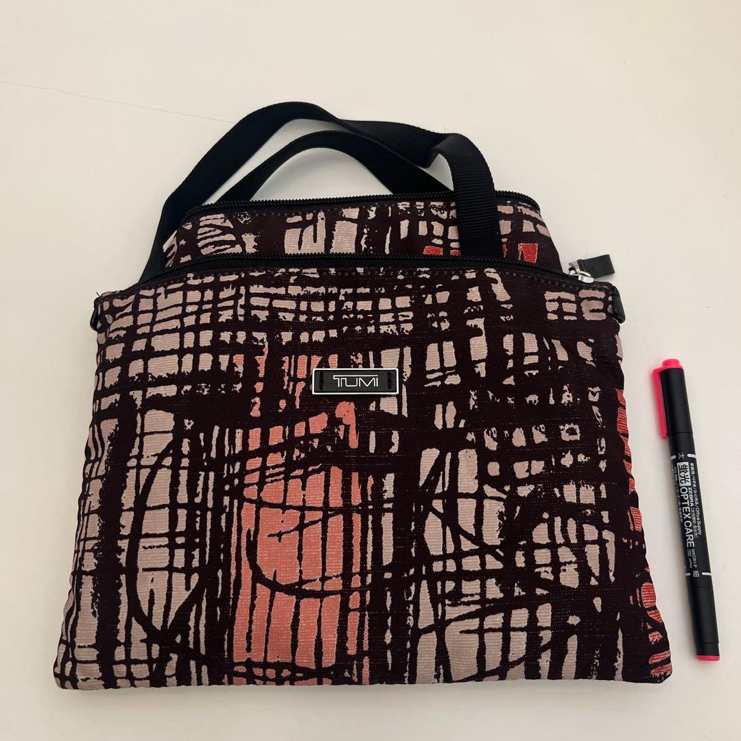 used・TUMI折畳みボストンバッグ・背にループ付き