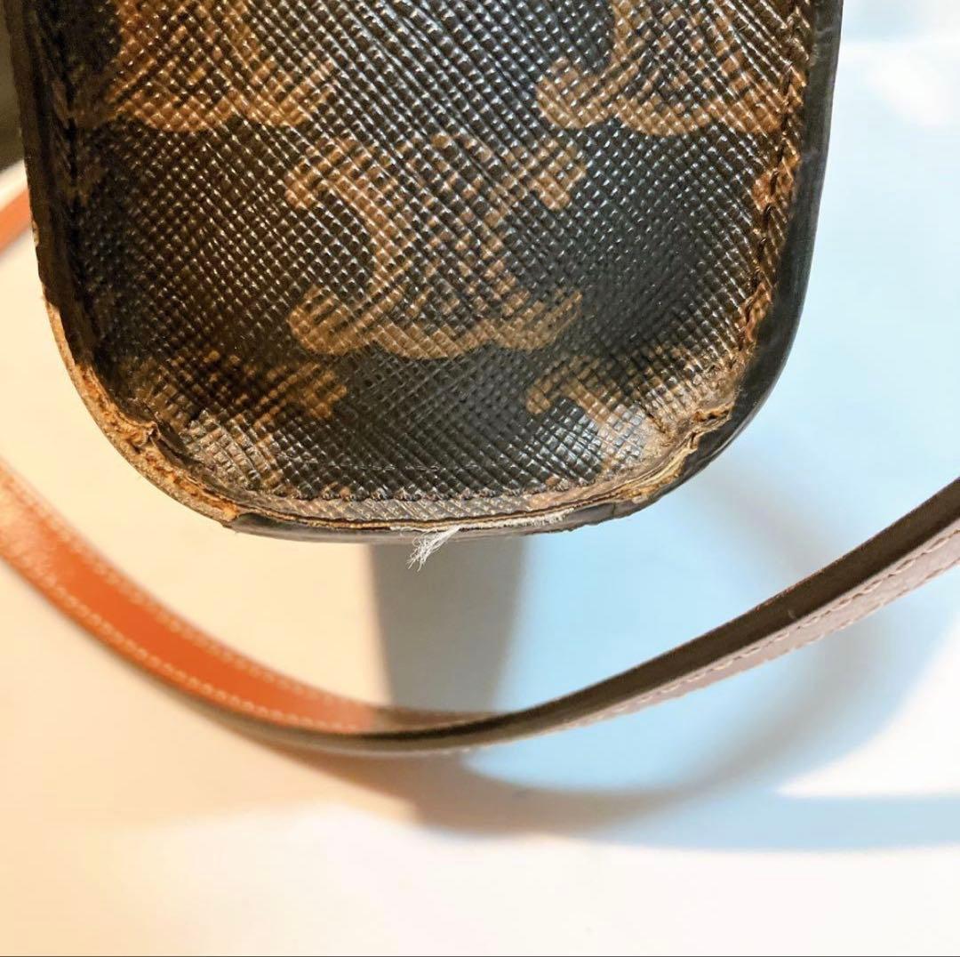 CELINE セリーヌ　トリオンフ ミニ バーティカルカバ　ショルダーバッグ