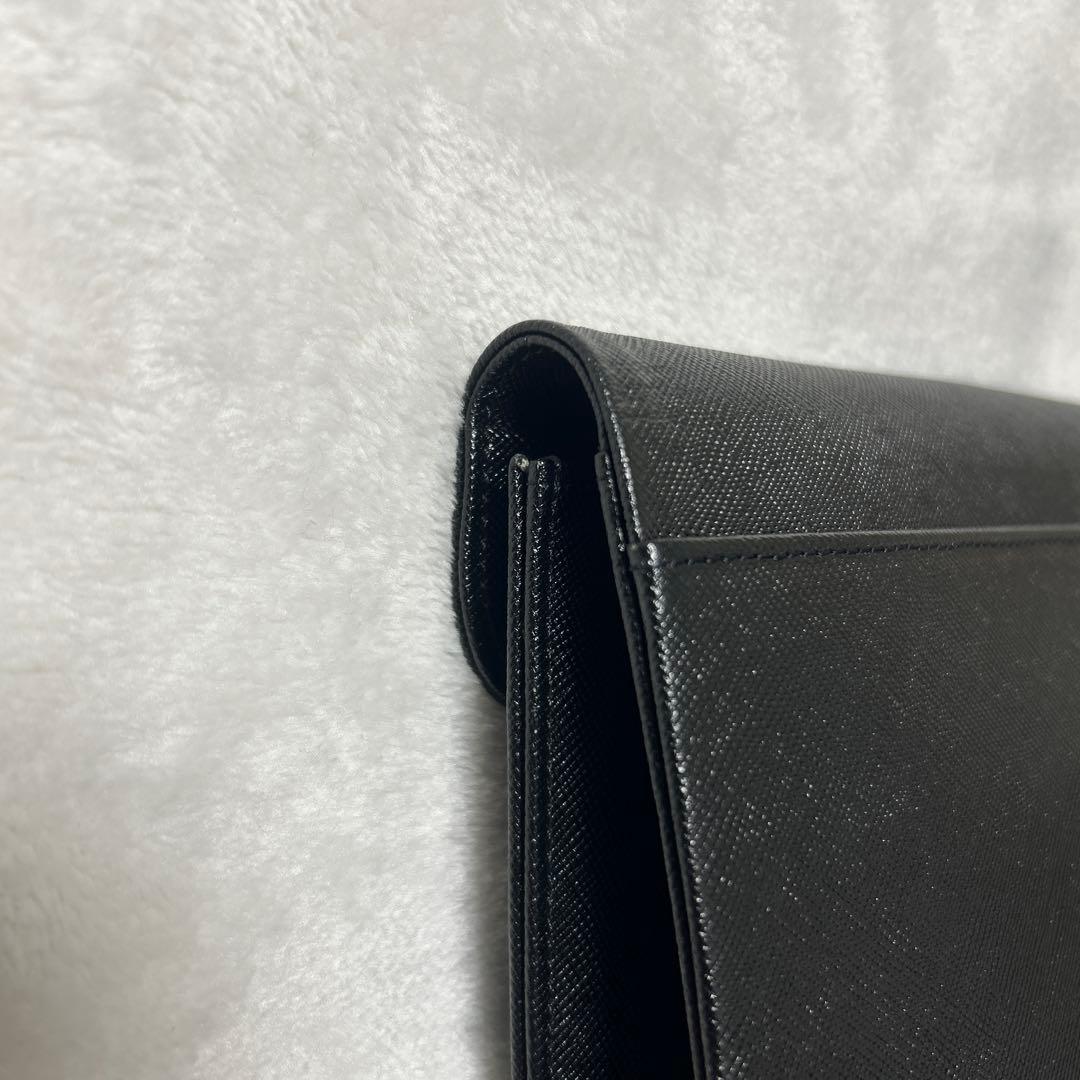 YSL イヴサンローラン 本革クラッチ 黒 保存袋付