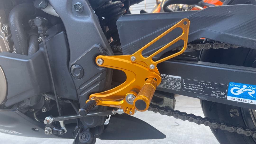 【るくしーさん専用】CBR400R フェンダーレスキット、バックステップ