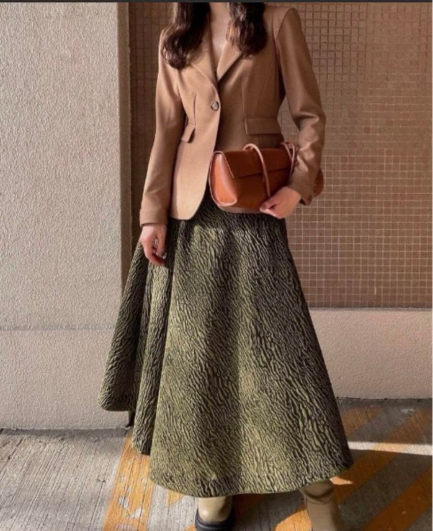 試着のみ　アメリ　ジャケット　WAIST SHAPE FLARE JACKET