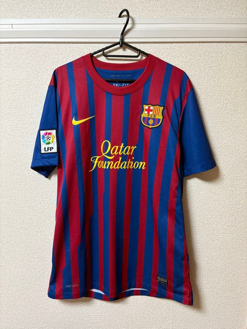 【正規品・美品】FCバルセロナ 11/12 A.イニエスタ Mサイズ