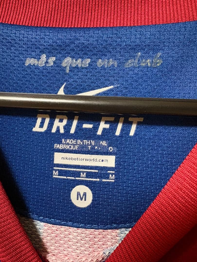 【正規品・美品】FCバルセロナ 11/12 A.イニエスタ Mサイズ