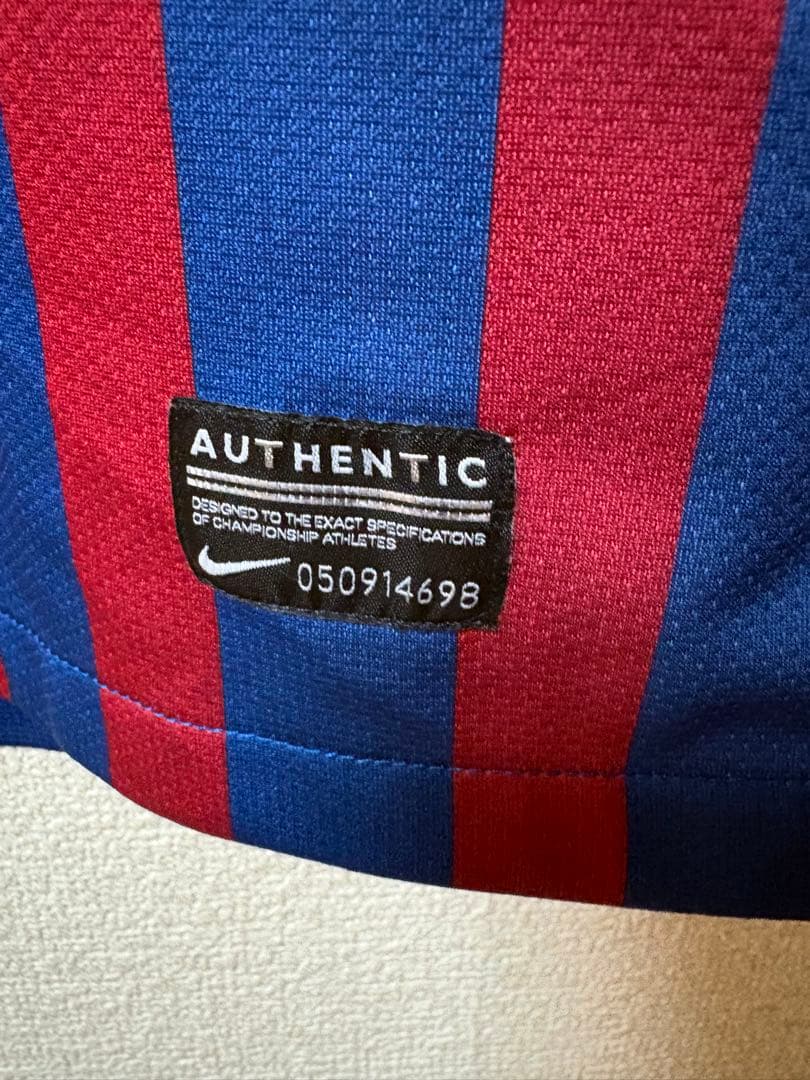 【正規品・美品】FCバルセロナ 11/12 A.イニエスタ Mサイズ