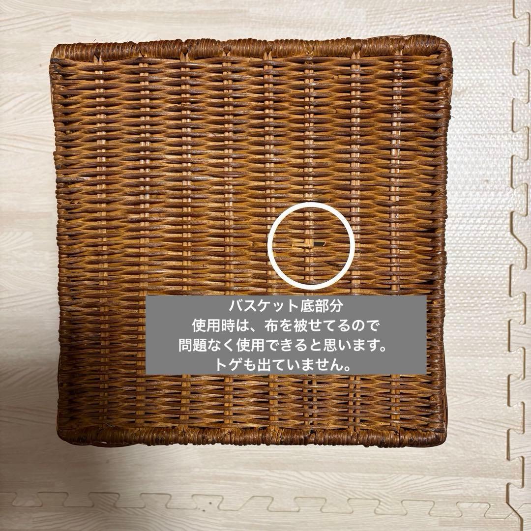 ラタンのチェスト 引き出し　カゴ　バスケット　籐製　ブラウン　バリ風家具