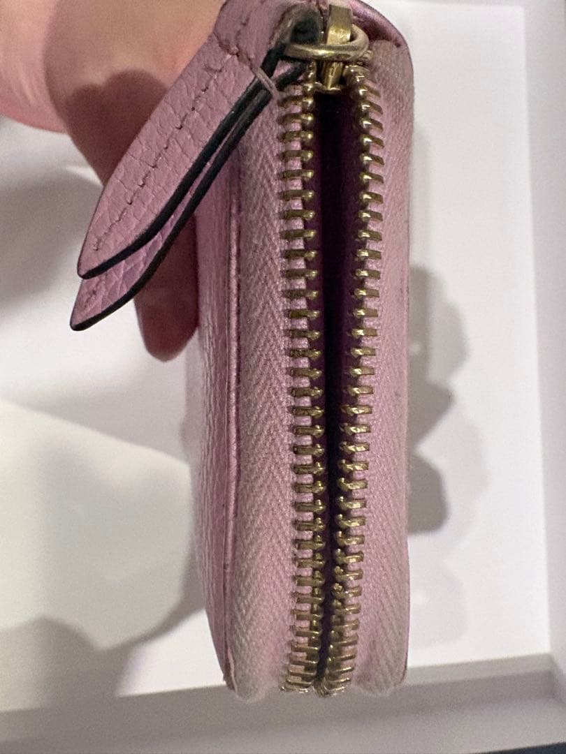 GUCCI ピンクレザーボスコ 長財布