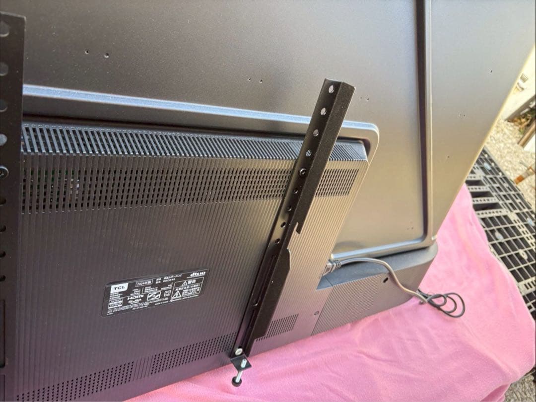 無料配送エリアあり　TCL 65型　65C646 2024年製　壁掛け用