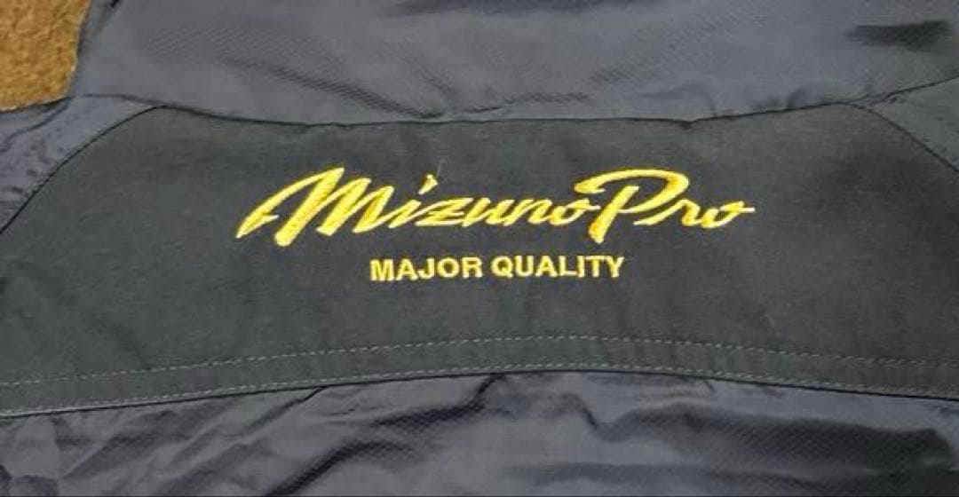 【値下げ不可】ミズノプロ ウインドブレーカー ブレスサーモ ジャケット