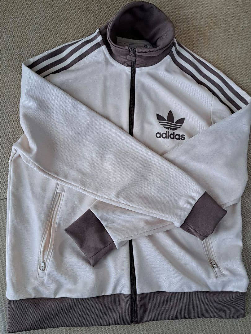 adidas 　トラックジャケット　アディダスオリジナル