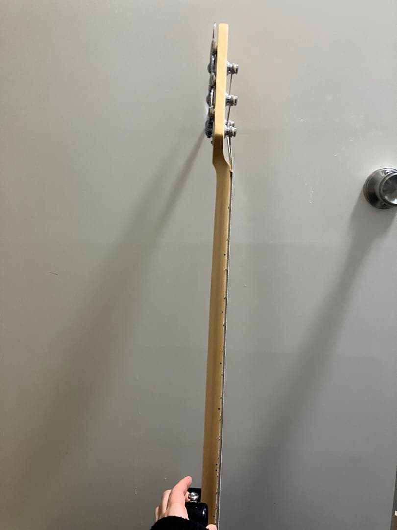 ち*る様 Sterling by Music Man StingRayエレキベー