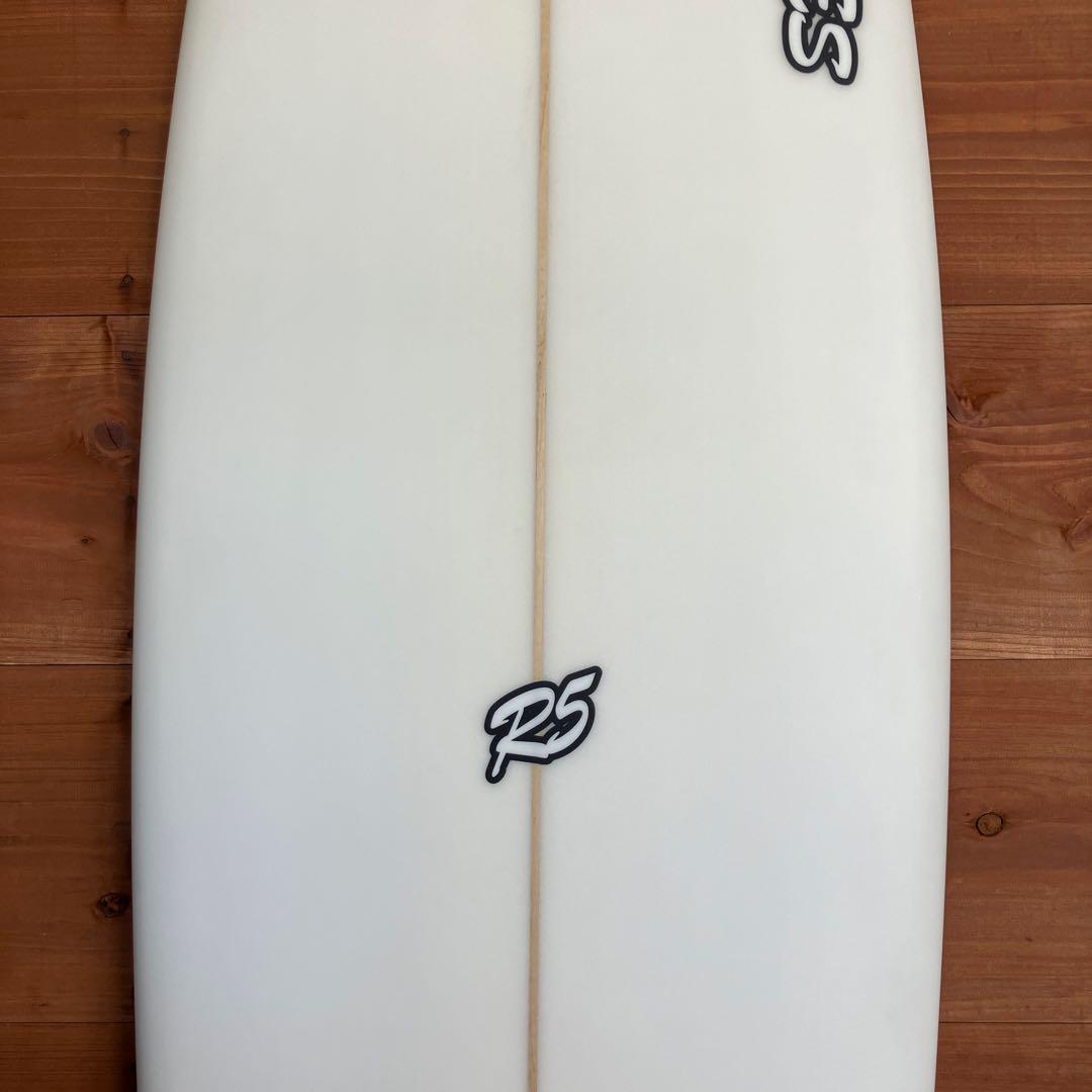 未使用品　プレゼント付き　サーフボード　サーフィン　ショート　6’0　High