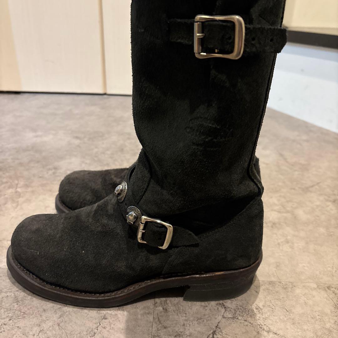 チペワブラックスエードエンジニアブーツ