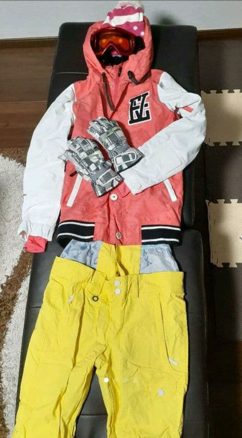 スノーボード　ウェア　ROXY、他