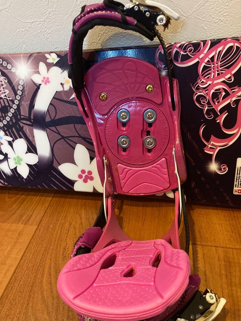 ピンク スノーボード バインディング付き