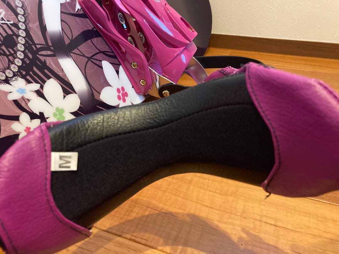 ピンク スノーボード バインディング付き