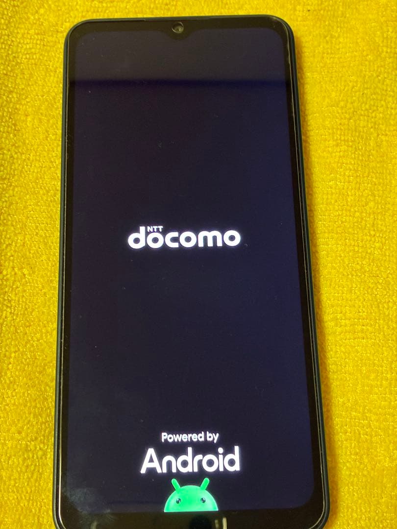 docomo AQUOS wish 4 本体 ブラック