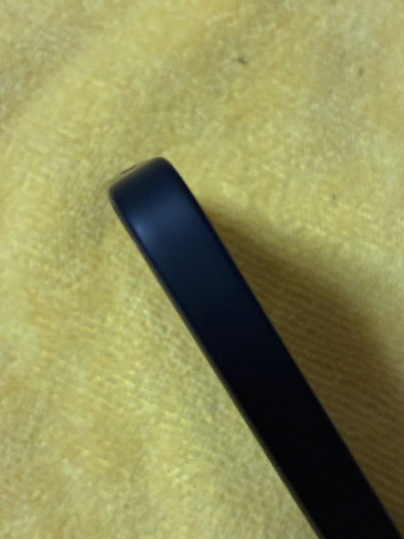 docomo AQUOS wish 4 本体 ブラック