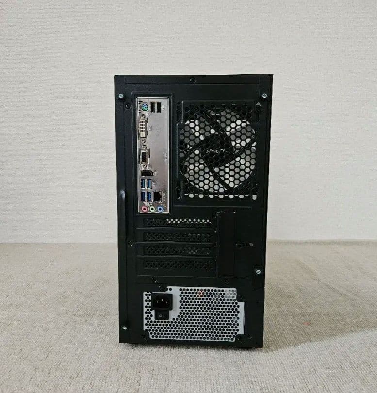 RGBファン搭載 ミニタワーPC ryzen2400g、16g、256g