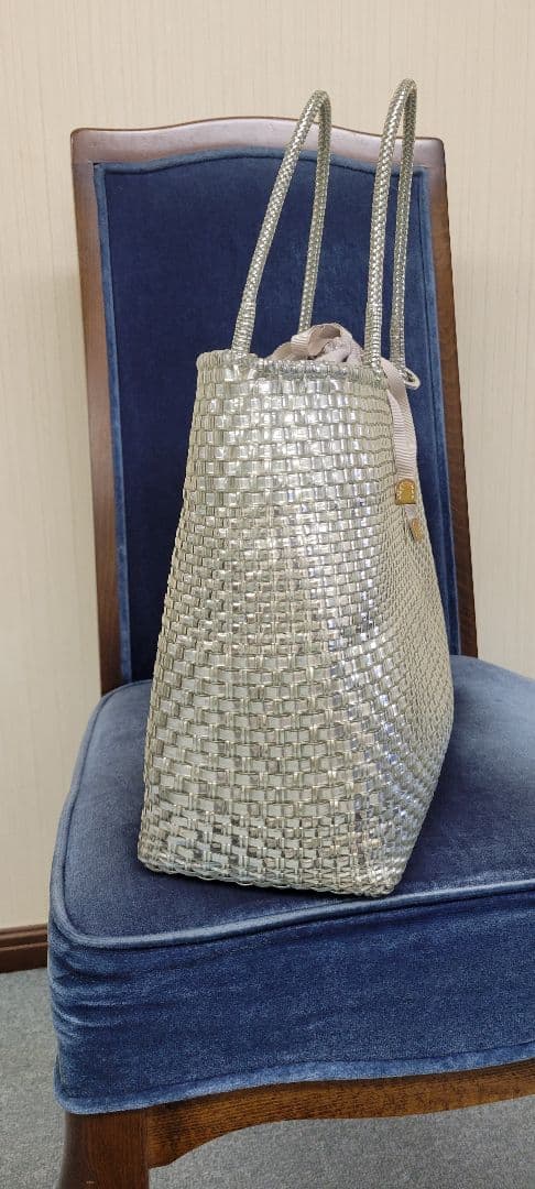 アンテプリマ　イントレッチオ　シルバー　ワイヤーバッグ