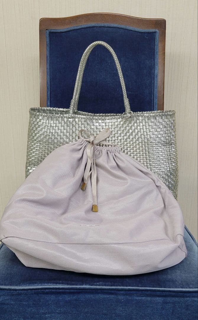 アンテプリマ　イントレッチオ　シルバー　ワイヤーバッグ