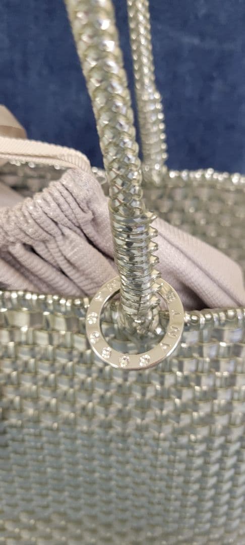 アンテプリマ　イントレッチオ　シルバー　ワイヤーバッグ