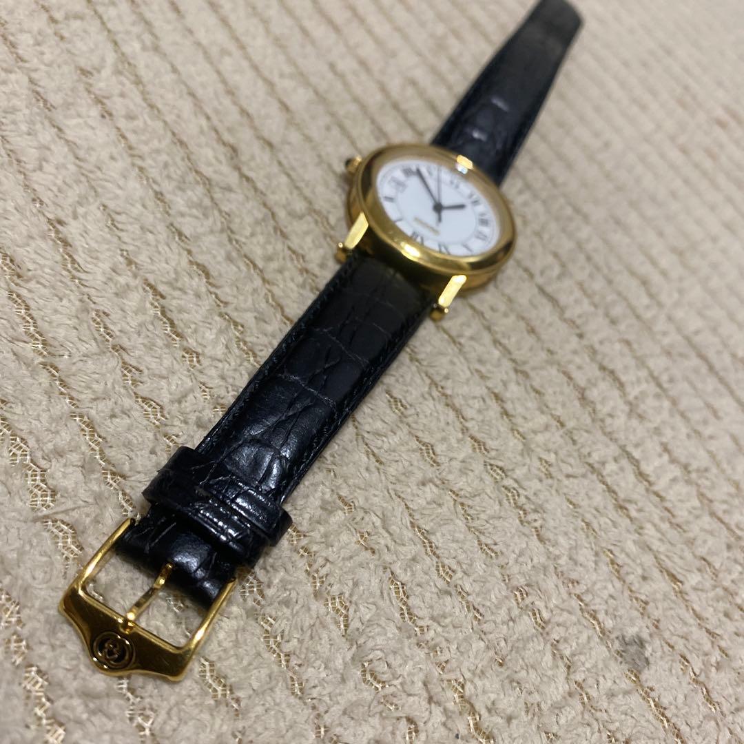 GUCCI 時計7200L ゴールド