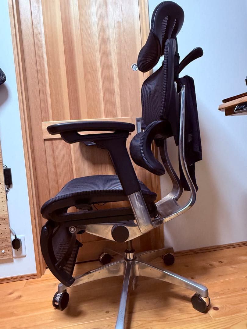 COFO Chair Premium　ブラック おまけ付き(6000円分)
