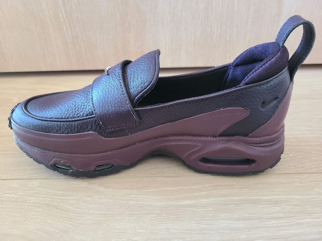 【新品未使用黒タグ箱付】NIKE AIRMAX PHENOMENA フェノメナ