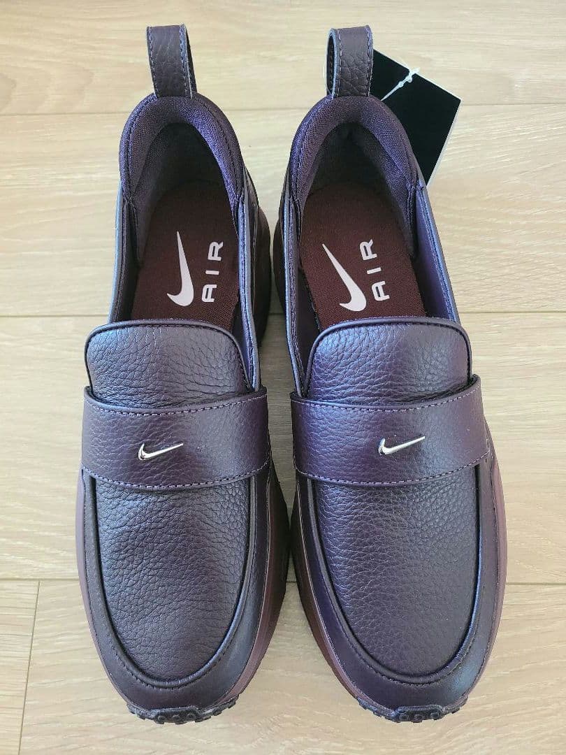 【新品未使用黒タグ箱付】NIKE AIRMAX PHENOMENA フェノメナ