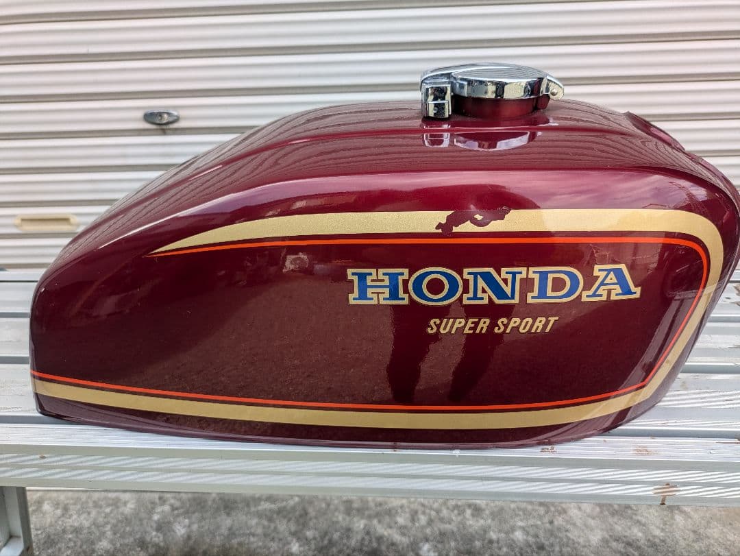 とにーもんたな様　HONDA CB400F タンク 純正