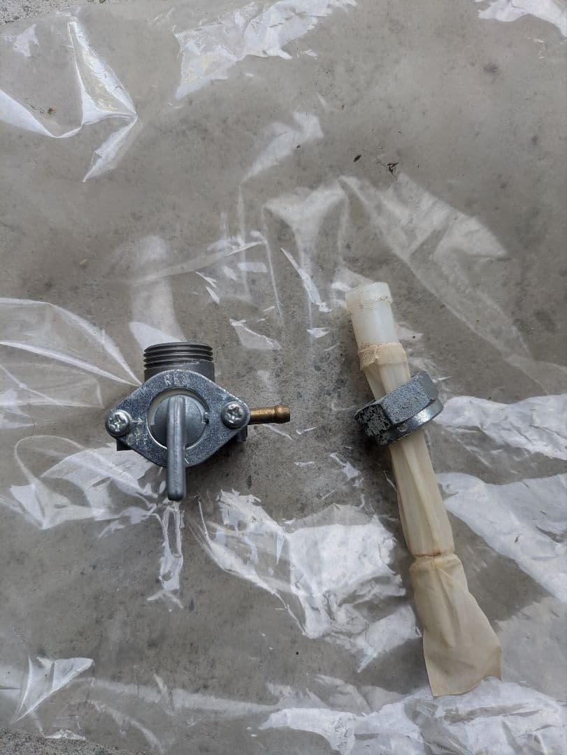 とにーもんたな様　HONDA CB400F タンク 純正