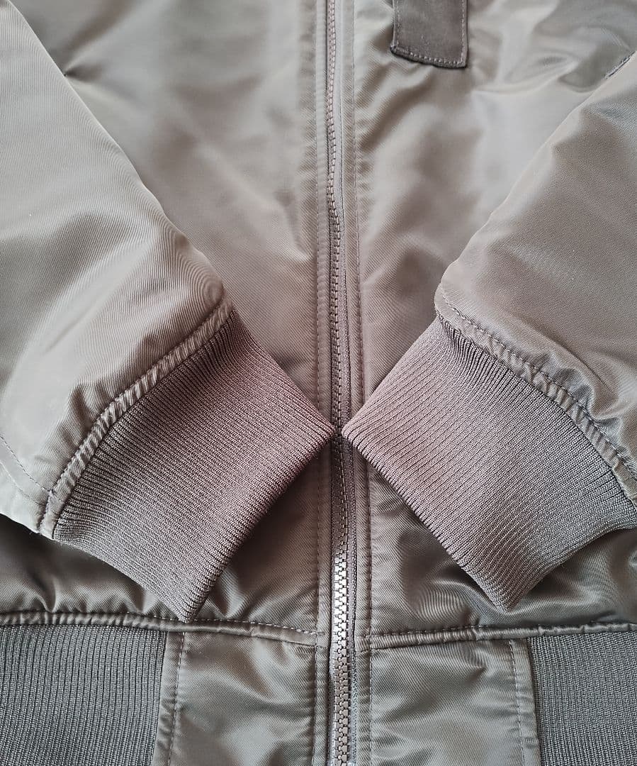 ハイブリッドダウンオーバーサイズMA-1ブルゾン【L】