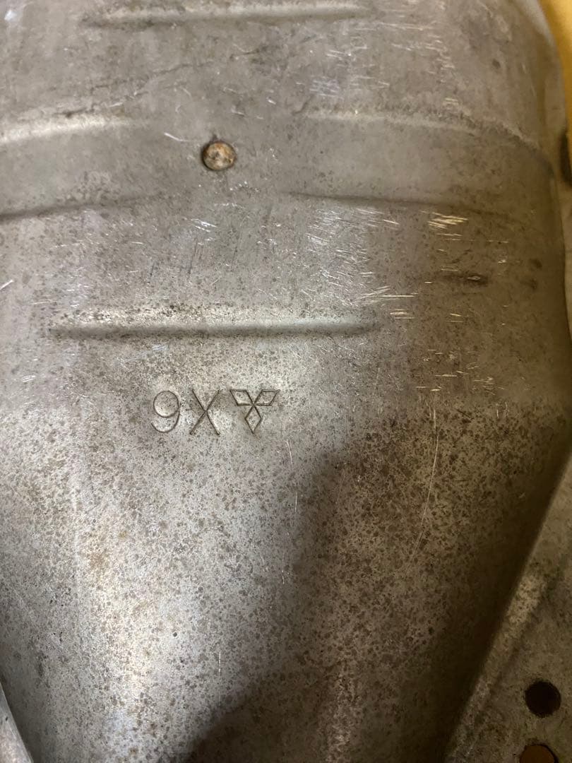 8*0様 触媒コンバーター ランサー　CP9A ランエボ