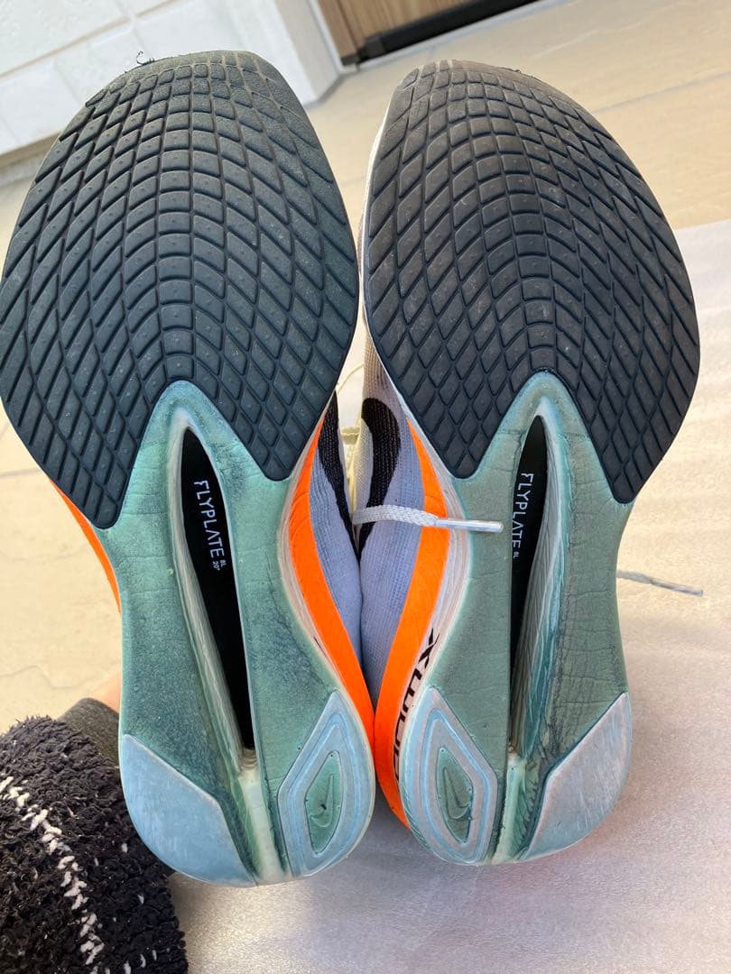 NIKE ナイキ　ヴェイパーフライ4 25.5cm