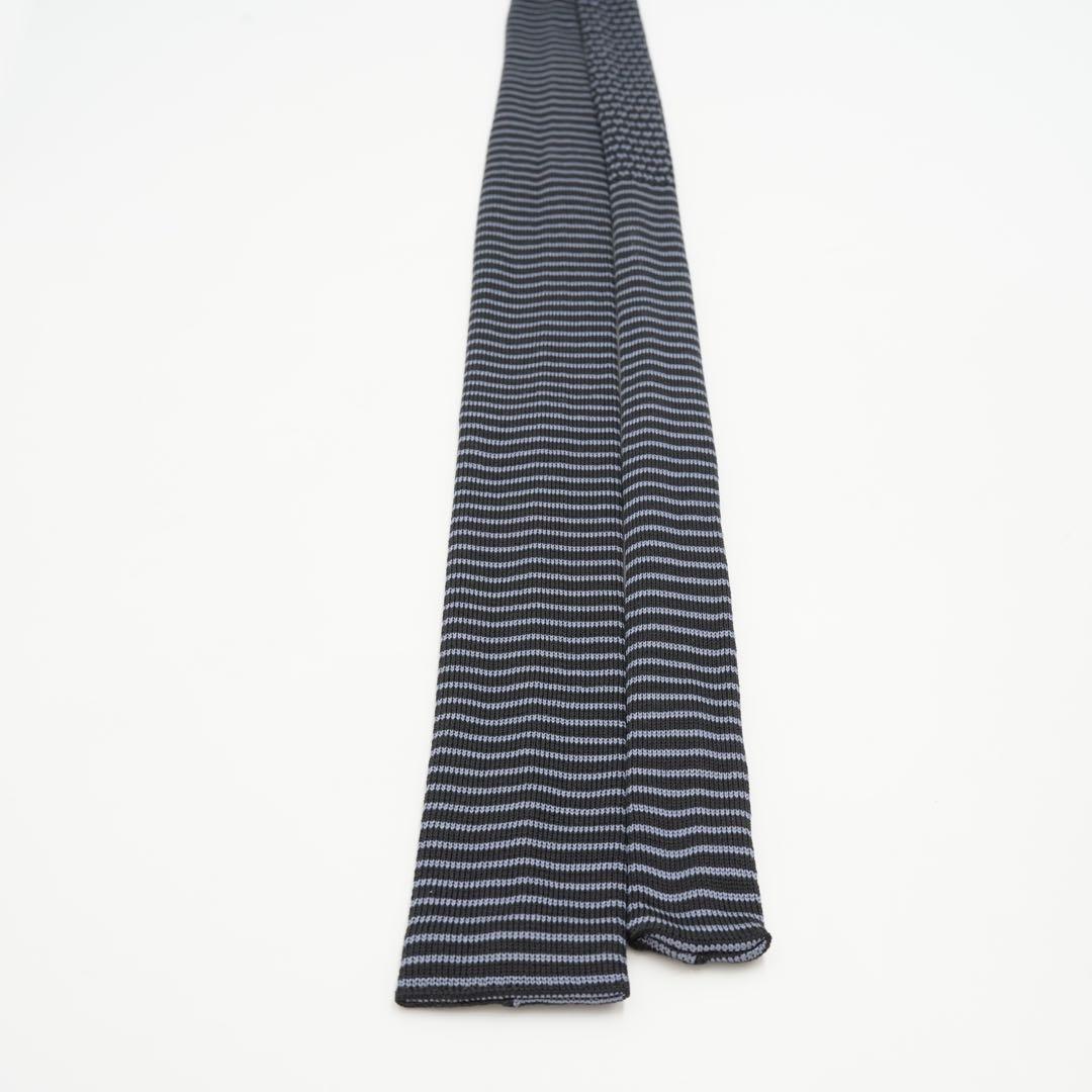 ✨未使用展示品✨　PRADA ニットタイ　ボーダー　バイカラー　ネクタイ