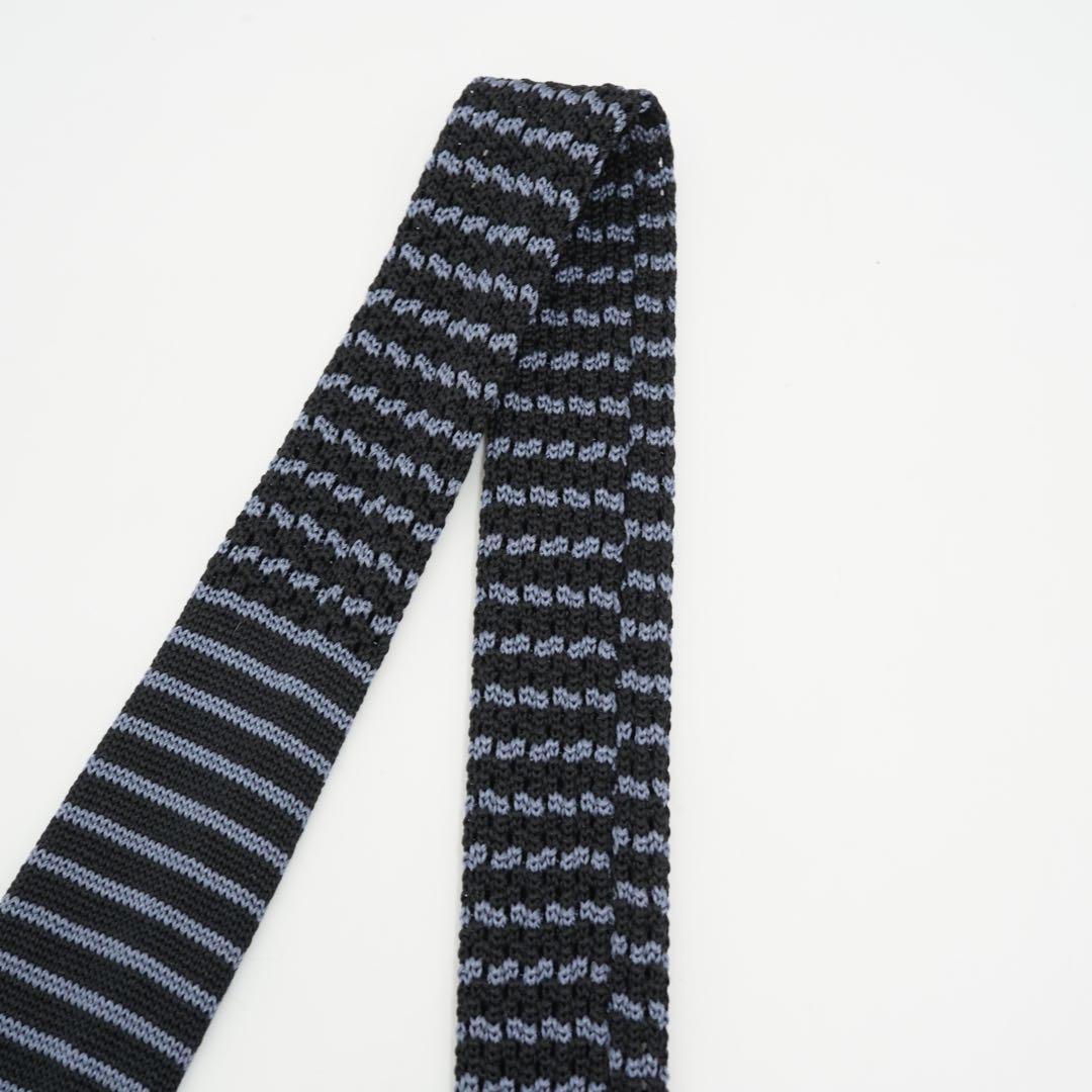 ✨未使用展示品✨　PRADA ニットタイ　ボーダー　バイカラー　ネクタイ