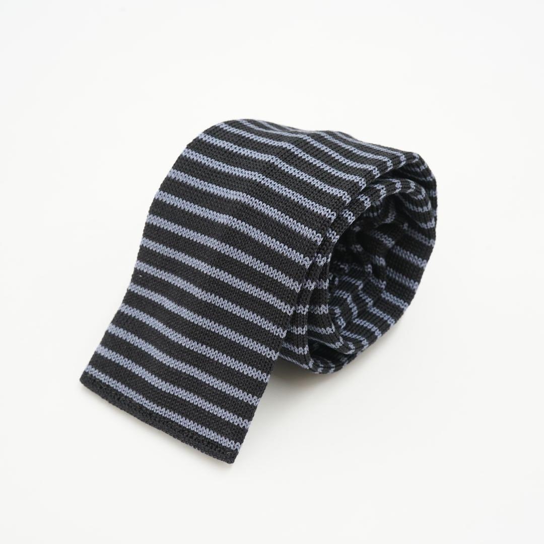 ✨未使用展示品✨　PRADA ニットタイ　ボーダー　バイカラー　ネクタイ